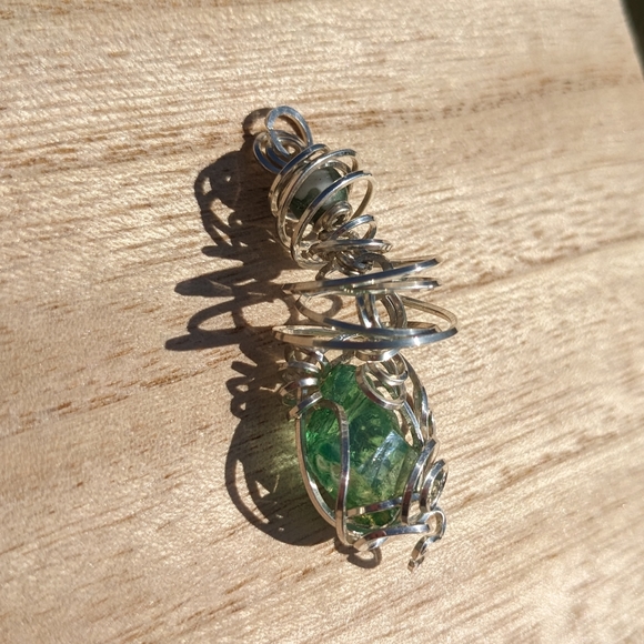 .925 Sterling Silver Pendant Mint Luster Crystal Quartz Stone Artisan Spiral - Picture 14 of 16